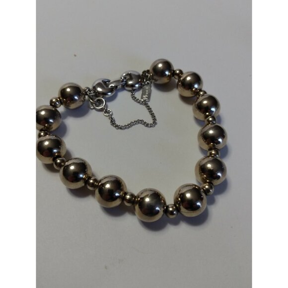 Vintage Signed MONET  Strung Silvertone Balls Bracelet 7 " - Picture 6 of 6